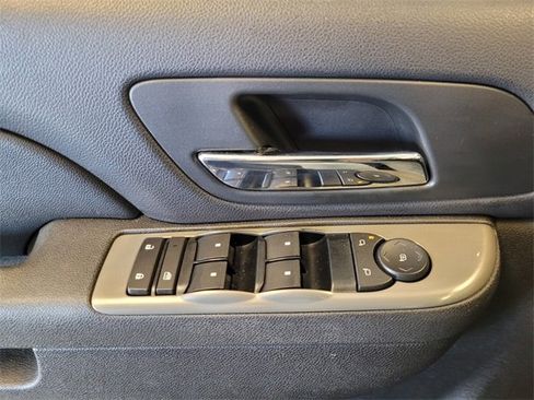 Used 2010 Chevrolet Tahoe LS image 26