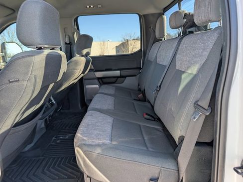 Used 2023 Ford F250 XLT w/ Black Appearance Package image 13