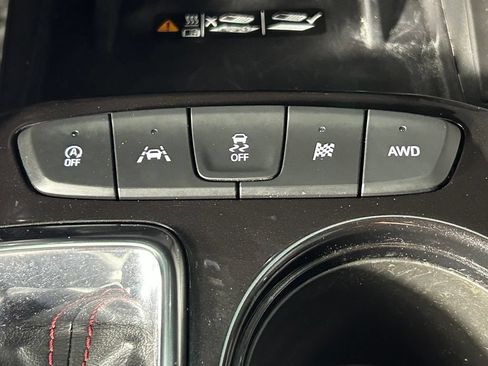 Used 2024 Chevrolet TrailBlazer RS w/ Convenience Package AWD/4WD image 22