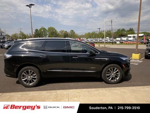 Certified 2022 Buick Enclave Avenir w/ Avenir Technology Package AWD/4WD image 5