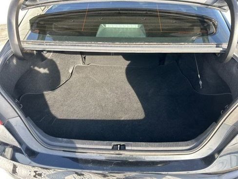 Used 2019 Toyota Camry L image 39