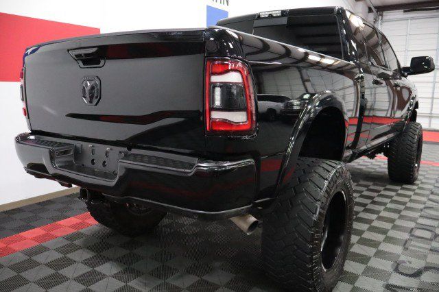 Used 2019 RAM 2500 Laramie w/ Black Appearance Package AWD/4WD image 24