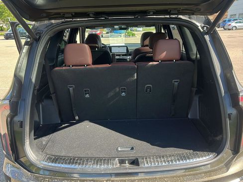 Used 2025 Kia Telluride SX Prestige AWD/4WD image 30