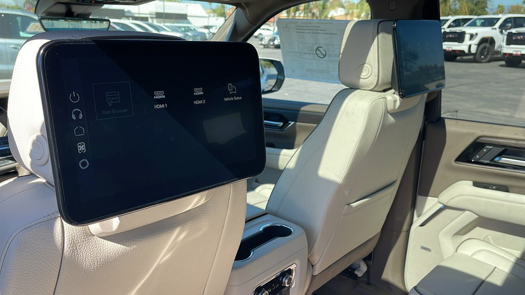 New 2026 GMC Yukon Denali w/ Denali Reserve Package AWD/4WD image 19