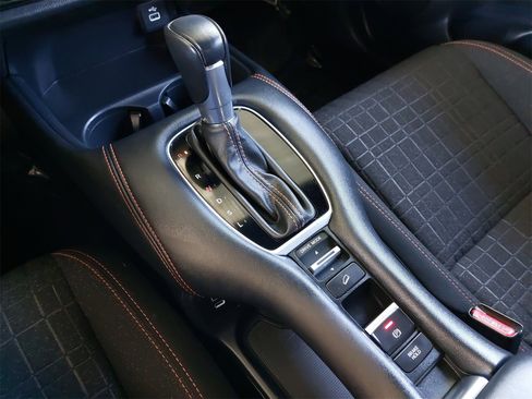 Certified 2024 Honda HR-V Sport image 23