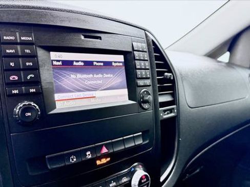 Used 2016 Mercedes-Benz Metris Passenger image 28
