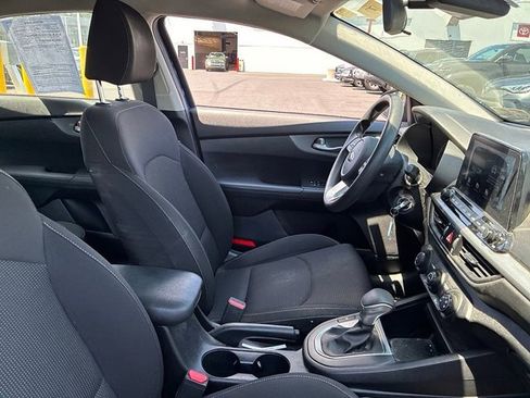 Used 2020 Kia Forte LXS FWD image 11