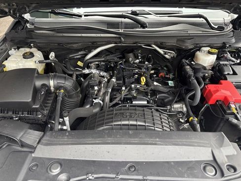 Used 2023 Ford Ranger Lariat w/ FX4 Off-Road Package image 4