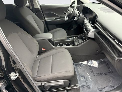 Used 2024 Hyundai Kona SEL w/ Convenience Package image 18