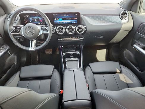 New 2025 Mercedes-Benz GLA 250 image 14