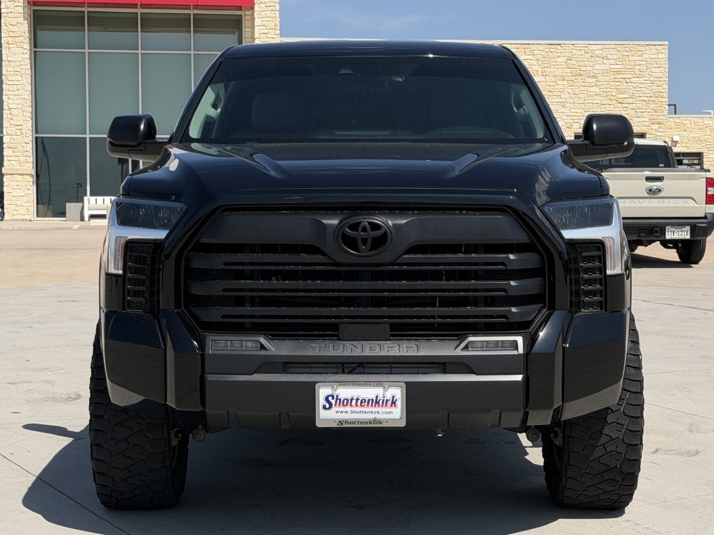 Used 2023 Toyota Tundra SR5 AWD/4WD image 7
