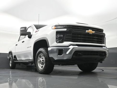 Used 2024 Chevrolet Silverado 2500 W/T w/ WT Convenience Package AWD/4WD image 29