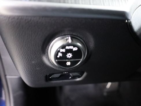 Used 2026 Mercedes-Benz C 300 4MATIC Sedan image 11