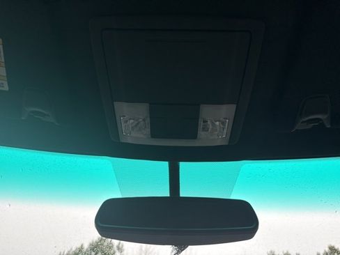 Used 2017 Ford Explorer XLT w/ Equipment Group 202A image 27