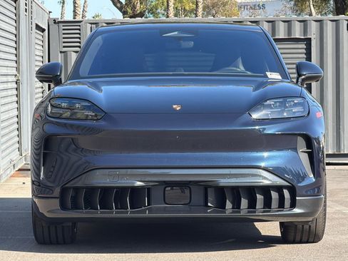 Used 2026 Porsche Cayenne Electric Coupe AWD/4WD image 11
