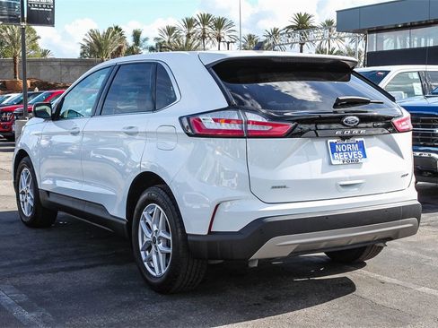 Used 2024 Ford Edge SEL image 7