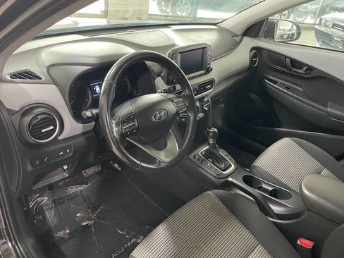 Used 2019 Hyundai Kona SEL image 18