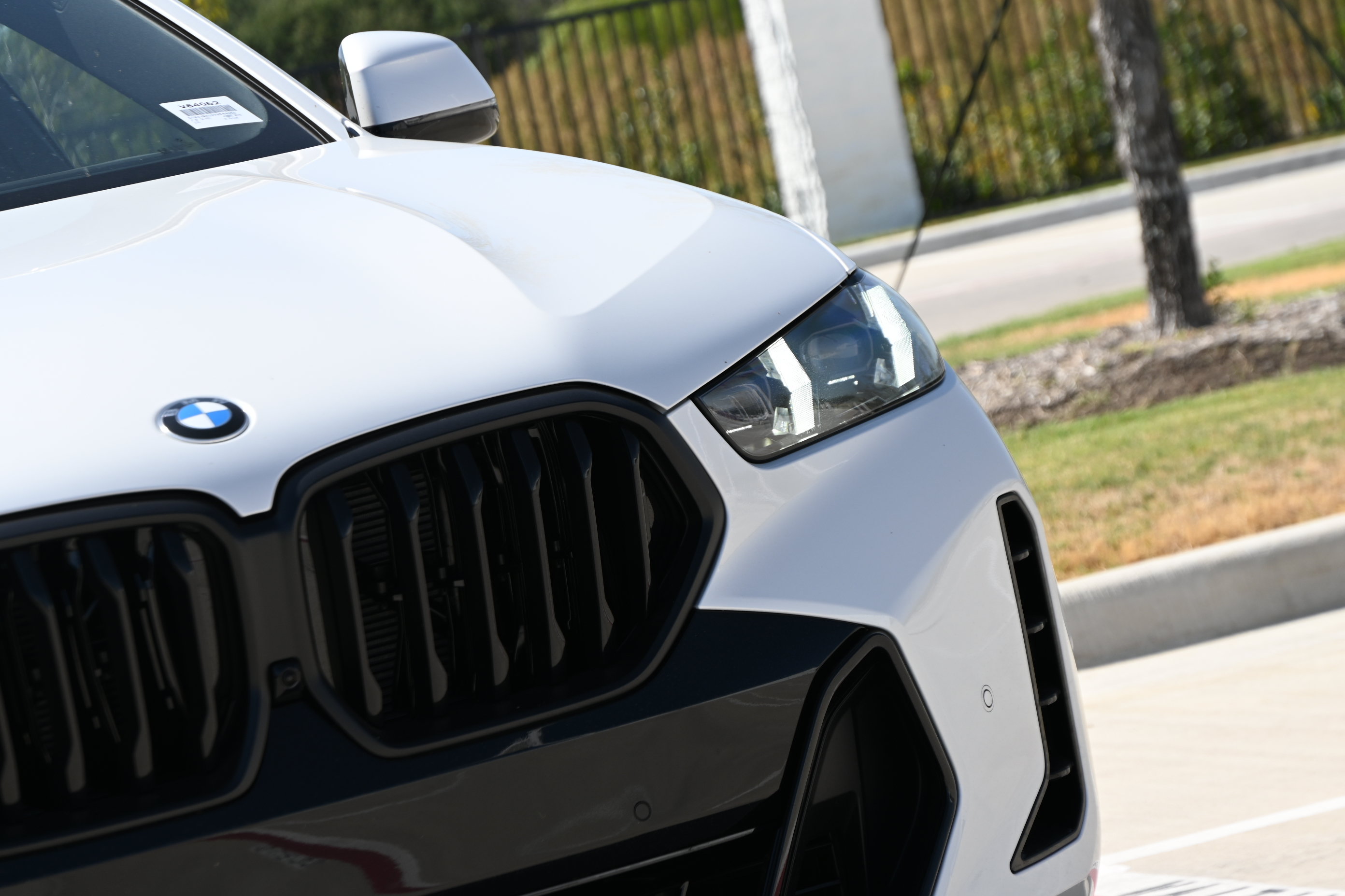 New 2027 BMW X6 xDrive40i w/ Executive Package AWD/4WD image 9