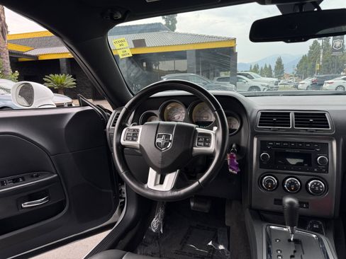 Used 2012 Dodge Challenger R/T RWD image 20