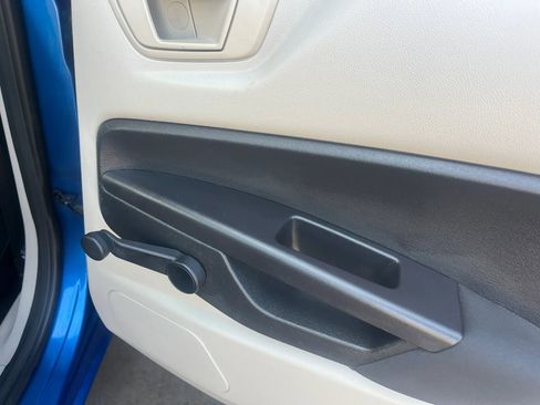 Used 2011 Ford Fiesta S FWD image 18