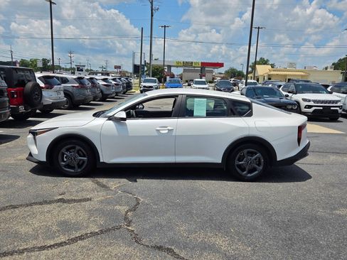 Used 2025 Kia K4 FWD image 4