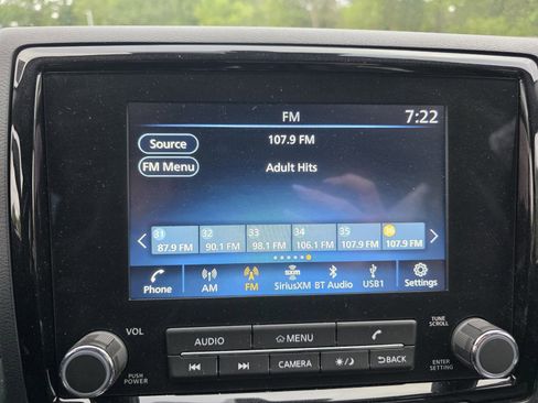 Used 2024 Nissan Frontier SV w/ Technology Package image 17