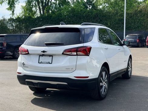 Used 2024 Chevrolet Equinox LT w/ LPO, Floor Liner Package AWD/4WD image 5