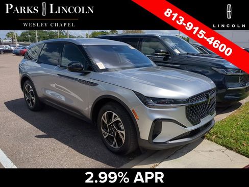 Certified 2025 Lincoln Nautilus Premier w/ Jet Appearance Package AWD/4WD image 2