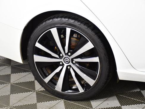 Used 2020 Nissan Altima 2.5 SR FWD image 51