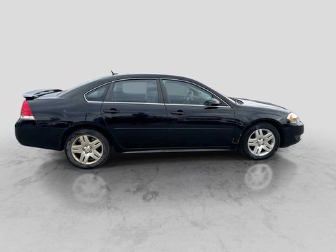 Used 2011 Chevrolet Impala LT FWD image 7