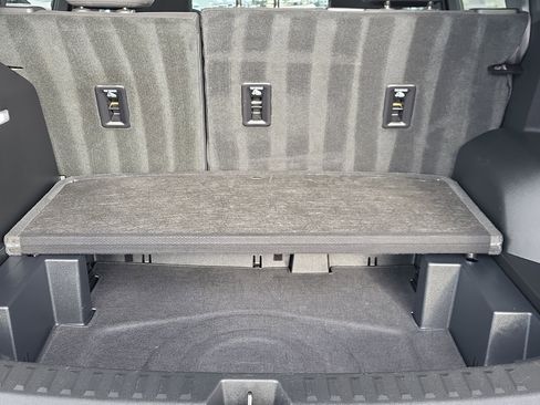 Certified 2025 Chevrolet Equinox LT w/ Safety and Technology Package image 18