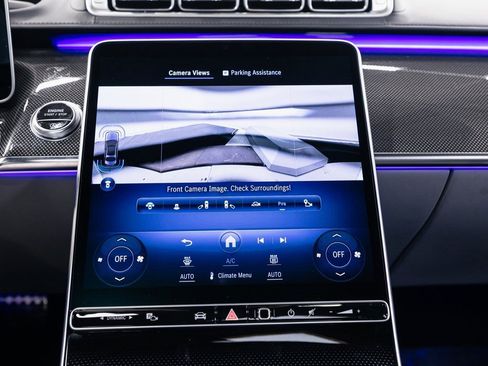 Used 2023 Mercedes-Benz S 580 4MATIC Sedan w/ AMG Line image 22