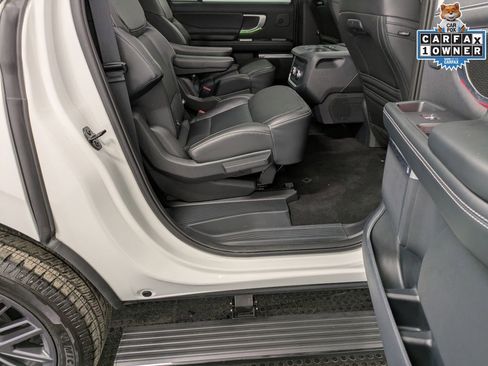 Used 2025 Ford Expedition Max Platinum w/ Stealth Performance Package image 29