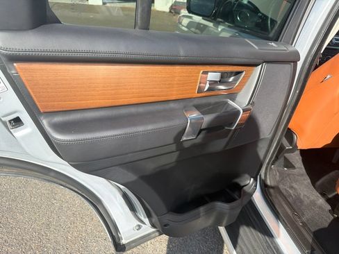 Used 2016 Land Rover LR4 HSE LUX AWD/4WD image 12