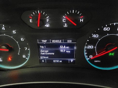 Used 2024 Chevrolet Equinox LS w/ Driver Confidence II Package image 23