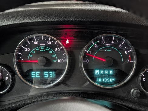 Used 2018 Jeep Wrangler Unlimited Sport S image 18