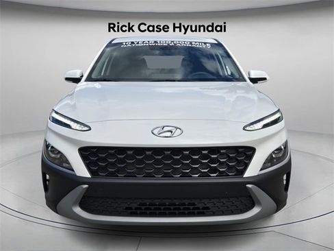 Certified 2023 Hyundai Kona SE image 4