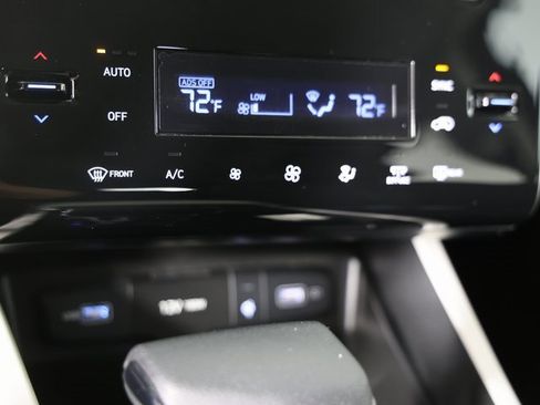 Used 2024 Hyundai Tucson SEL image 16