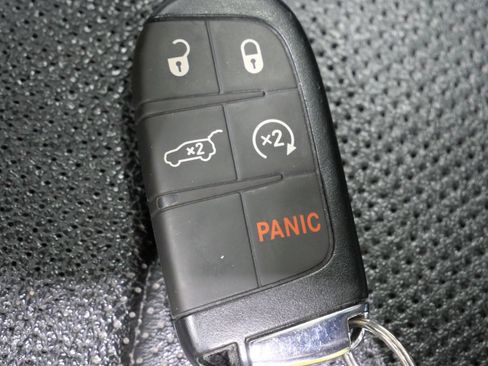 Used 2023 Jeep Compass Limited w/ Elite Group AWD/4WD image 29