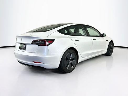 Used 2021 Tesla Model 3 Standard Range Plus RWD image 9