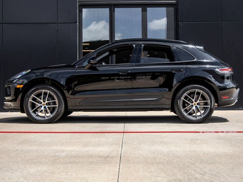 New 2026 Porsche Macan AWD/4WD image 2