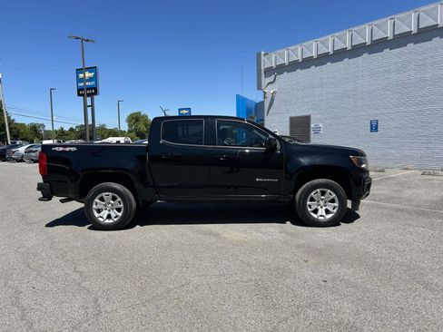 Used 2022 Chevrolet Colorado LT w/ LT Convenience Package AWD/4WD image 2