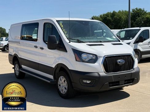 Used 2024 Ford Transit 250 Low Roof w/ Exterior Upgrade Package RWD image 3