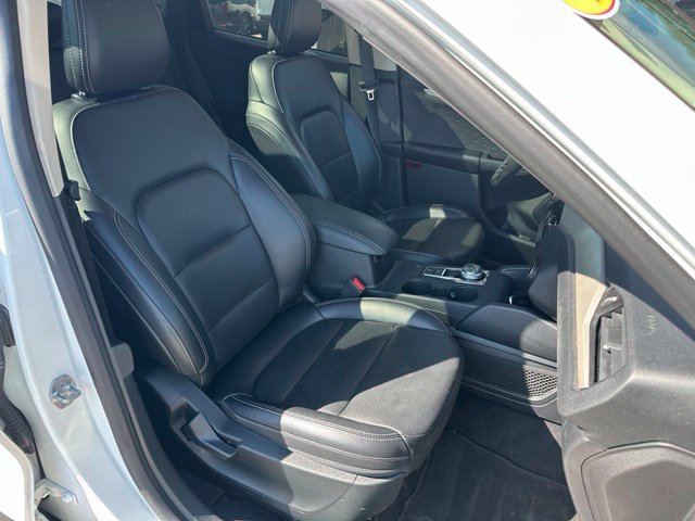 Used 2020 Ford Escape SE Sport AWD/4WD image 11