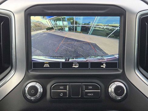 Used 2021 GMC Sierra 1500 SLT image 19