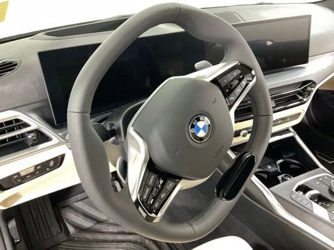 Certified 2026 BMW 430i xDrive Convertible w/ Premium Package image 23