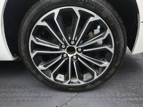 Used 2015 Toyota Corolla S FWD image 10