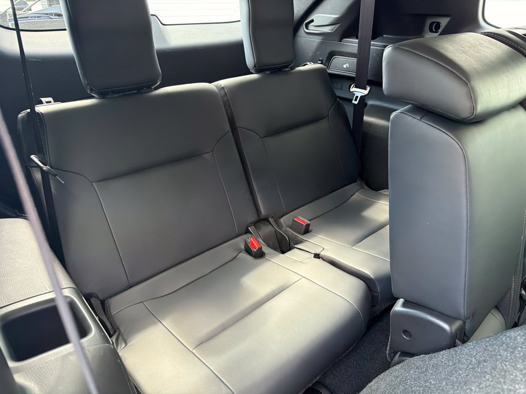 Used 2025 Mitsubishi Outlander SE AWD/4WD image 25