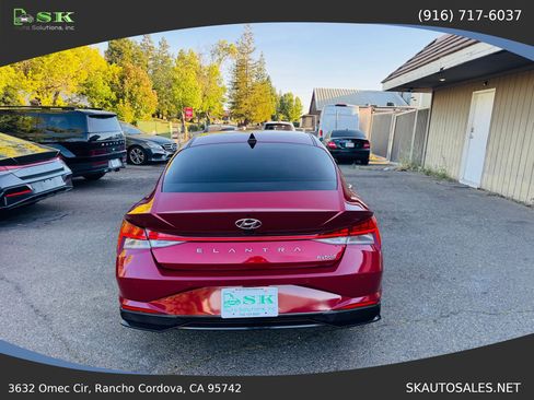 Used 2023 Hyundai Elantra Limited FWD image 15