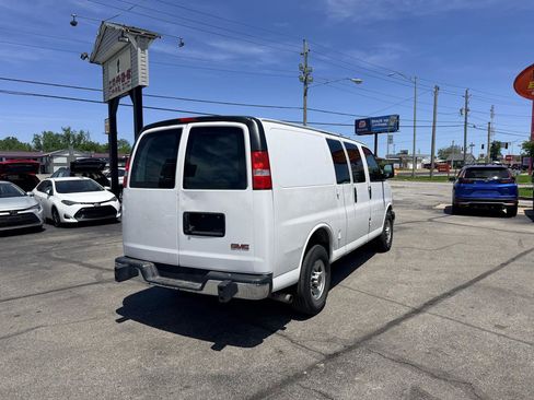 Used 2019 GMC Savana 2500 w/ Driver Convenience Package RWD image 8